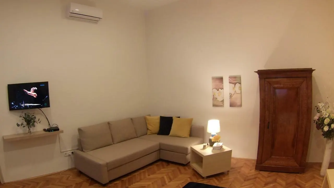 Opera Dream Apartment Budapest